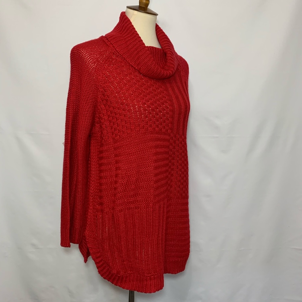 JohnPaulRichard Turtleneck Sweater - Picture 3 of 13